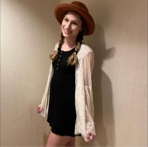 Meet your Posher, Madeline